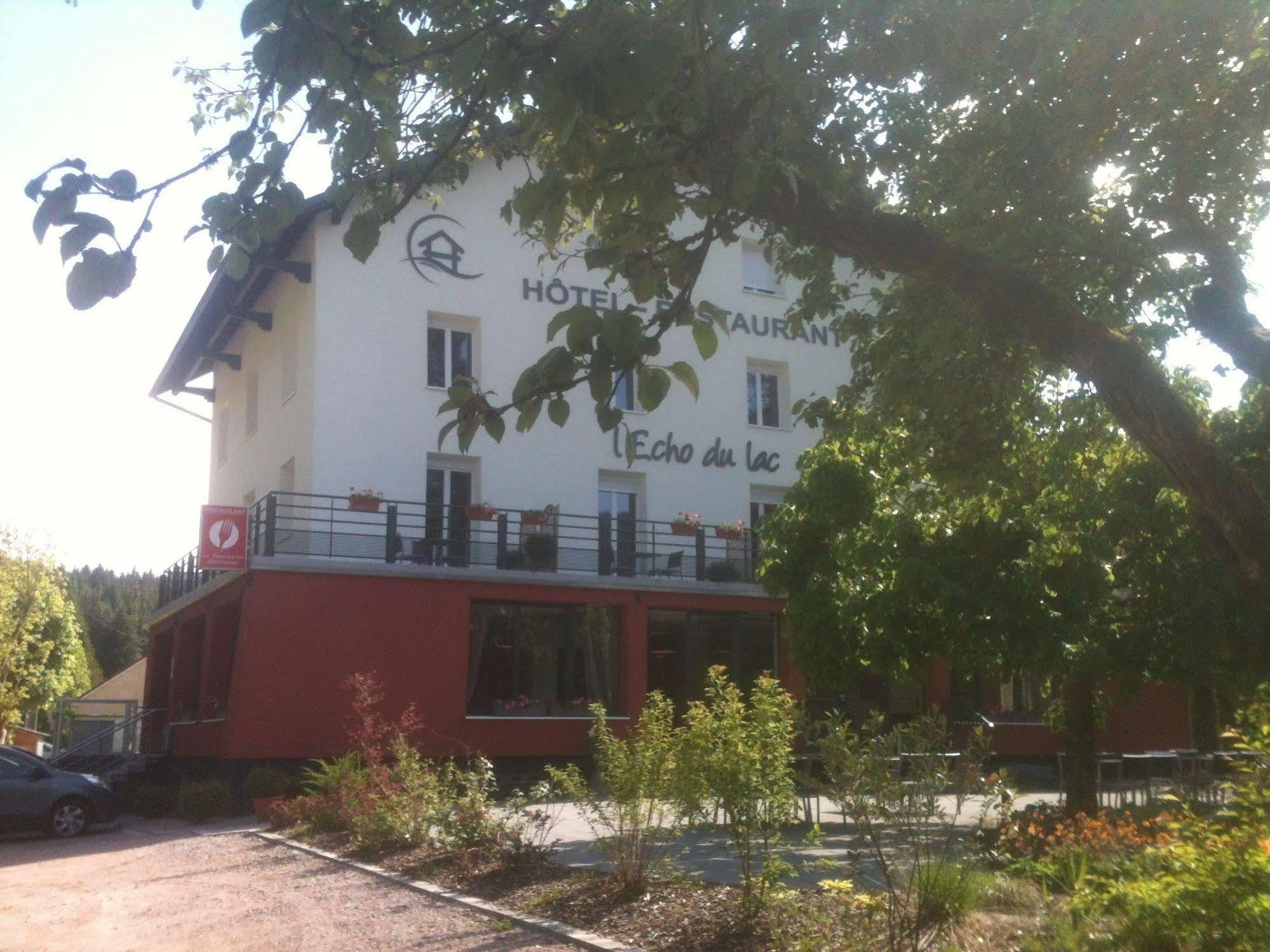 Hotel Restaurant L Echo Du Lac Gérardmer Buitenkant foto